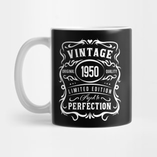 1950 Birthday Design! Vintage birthday design! Aged to Perfection! Mug